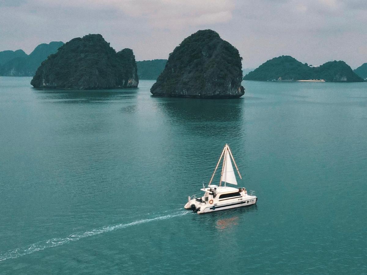 Scarlet Pearl Cruises - Wonder On Lan Ha Bay Hotel Ха Лонг Екстериор снимка