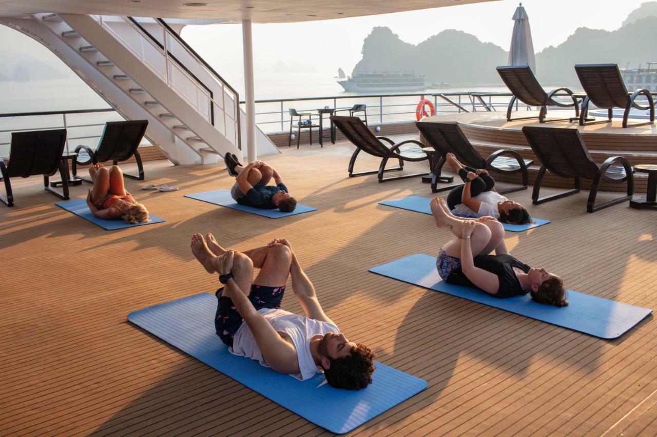 Scarlet Pearl Cruises - Wonder On Lan Ha Bay Hotel Ха Лонг Екстериор снимка