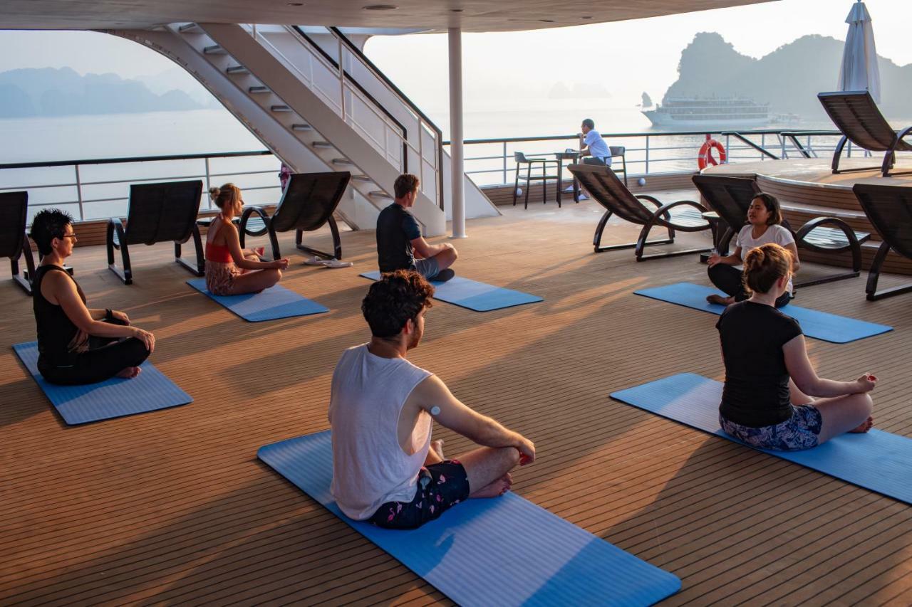 Scarlet Pearl Cruises - Wonder On Lan Ha Bay Hotel Ха Лонг Екстериор снимка