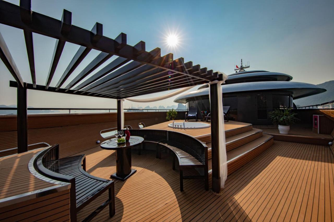Scarlet Pearl Cruises - Wonder On Lan Ha Bay Hotel Ха Лонг Екстериор снимка