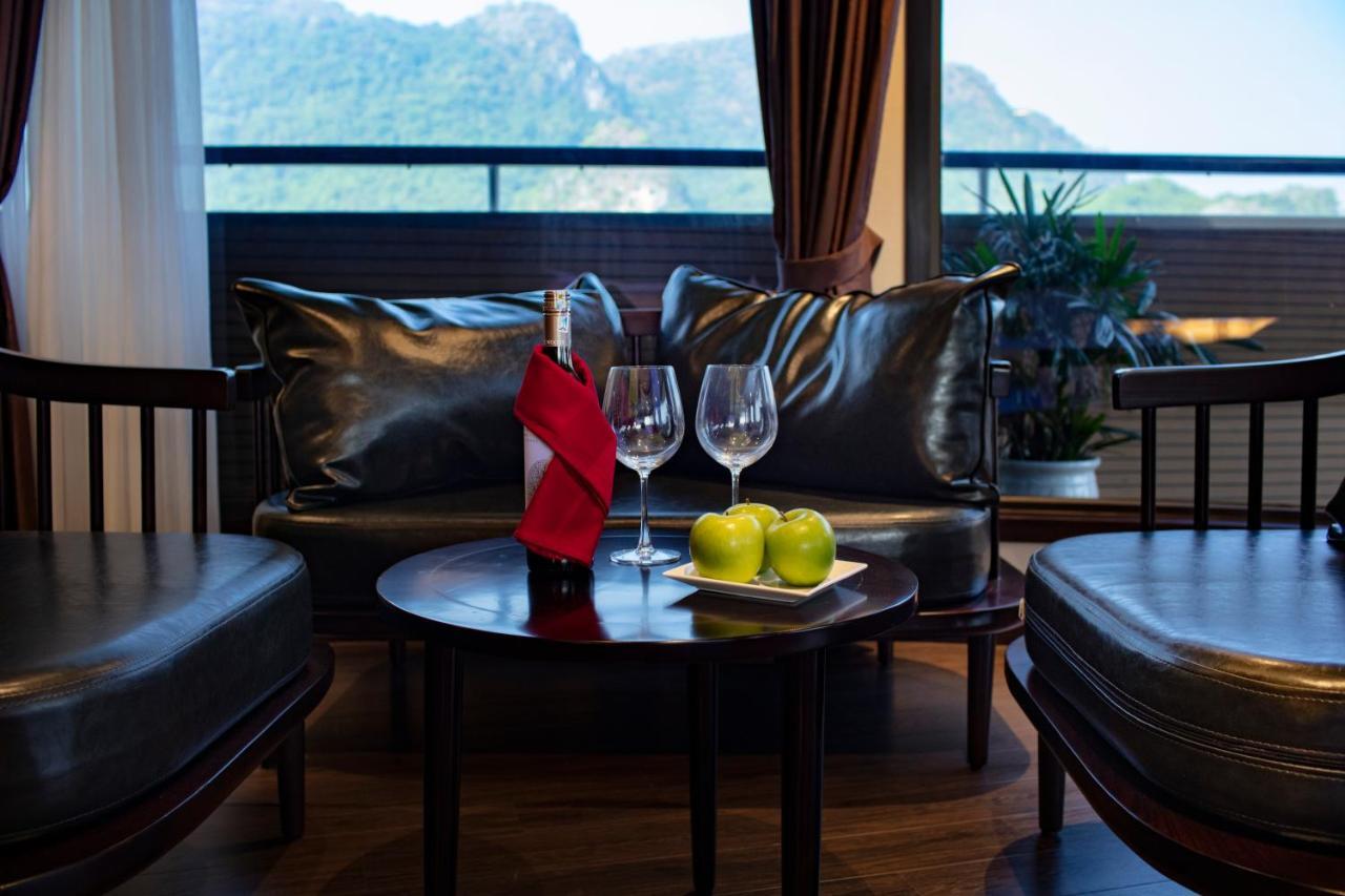 Scarlet Pearl Cruises - Wonder On Lan Ha Bay Hotel Ха Лонг Екстериор снимка