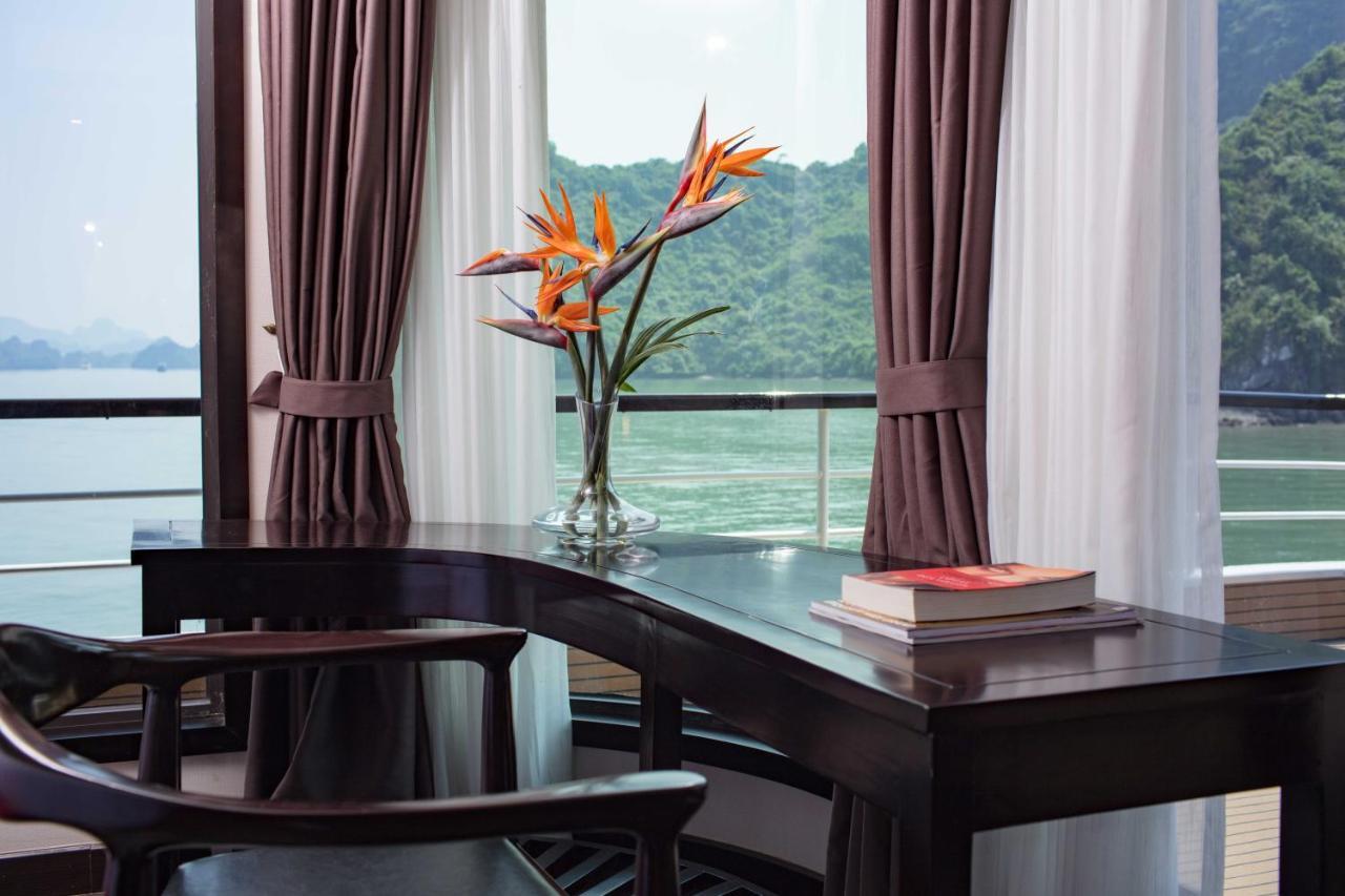 Scarlet Pearl Cruises - Wonder On Lan Ha Bay Hotel Ха Лонг Екстериор снимка