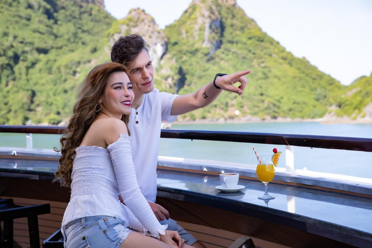 Scarlet Pearl Cruises - Wonder On Lan Ha Bay Hotel Ха Лонг Екстериор снимка